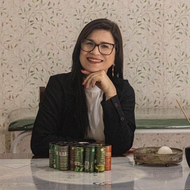 Meire Stella, psicanalista e naturopata